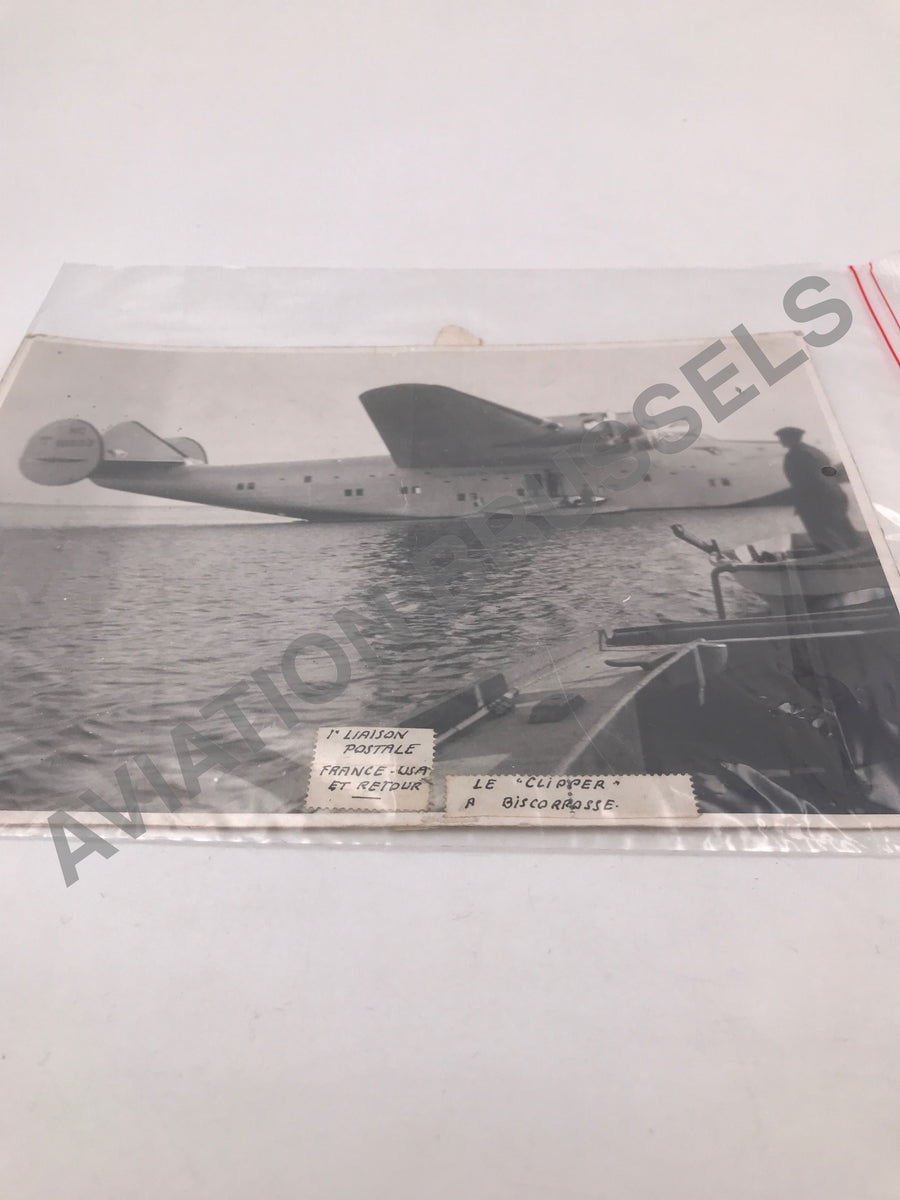 PHOTO : Deux photographies du Boeing 314 Yankee Clipper ( NC18603, Pan American Airways System ) à Biscarrosse, fin mai 1939