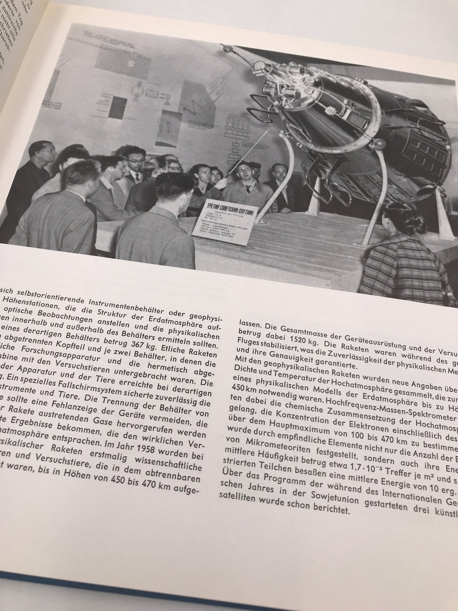 FliegerJahrbuch 1966 aviation.brussels