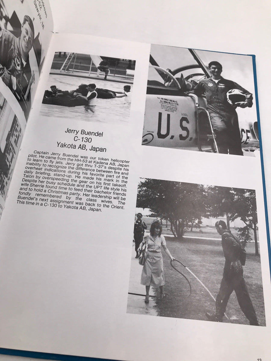 [YEARBOOK] MOOSEHUNTERS 8305 / US AIR FORCE