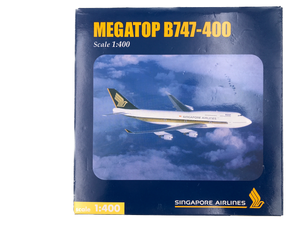 **DIE-CAST METAL MODEL** SINGAPORE AIRLINES MEGATOP BOEING 747-400 1:400 [HERPA]